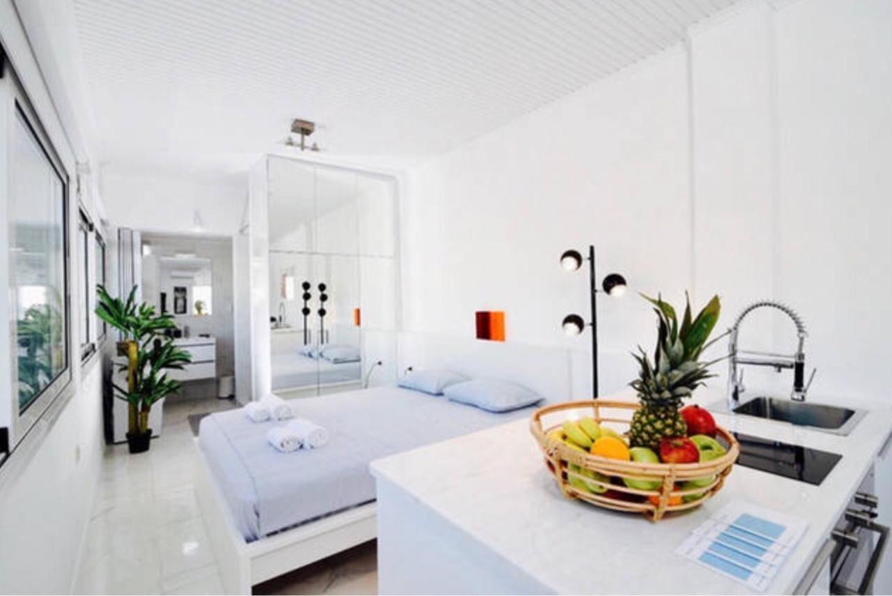 A Diamont In The Center Of Athens Apartment ภายนอก รูปภาพ