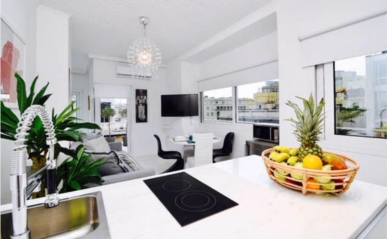 A Diamont In The Center Of Athens Apartment ภายนอก รูปภาพ